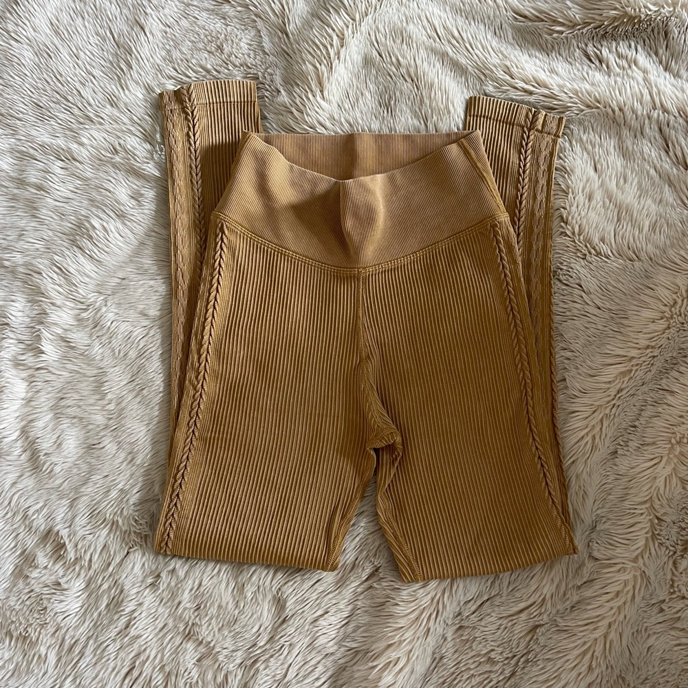 Seamless 7/8 high-rise leggings from OFFLINE by aerie